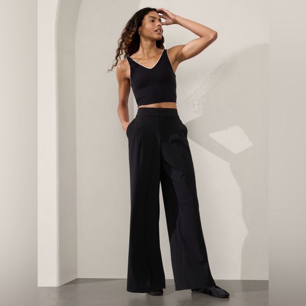 Athleta Pinnacle High Rise Trouser // Black - Picture 5 of 15